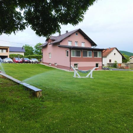 Hotel Sobe Matovinovic Lovinac  Zewnętrze zdjęcie